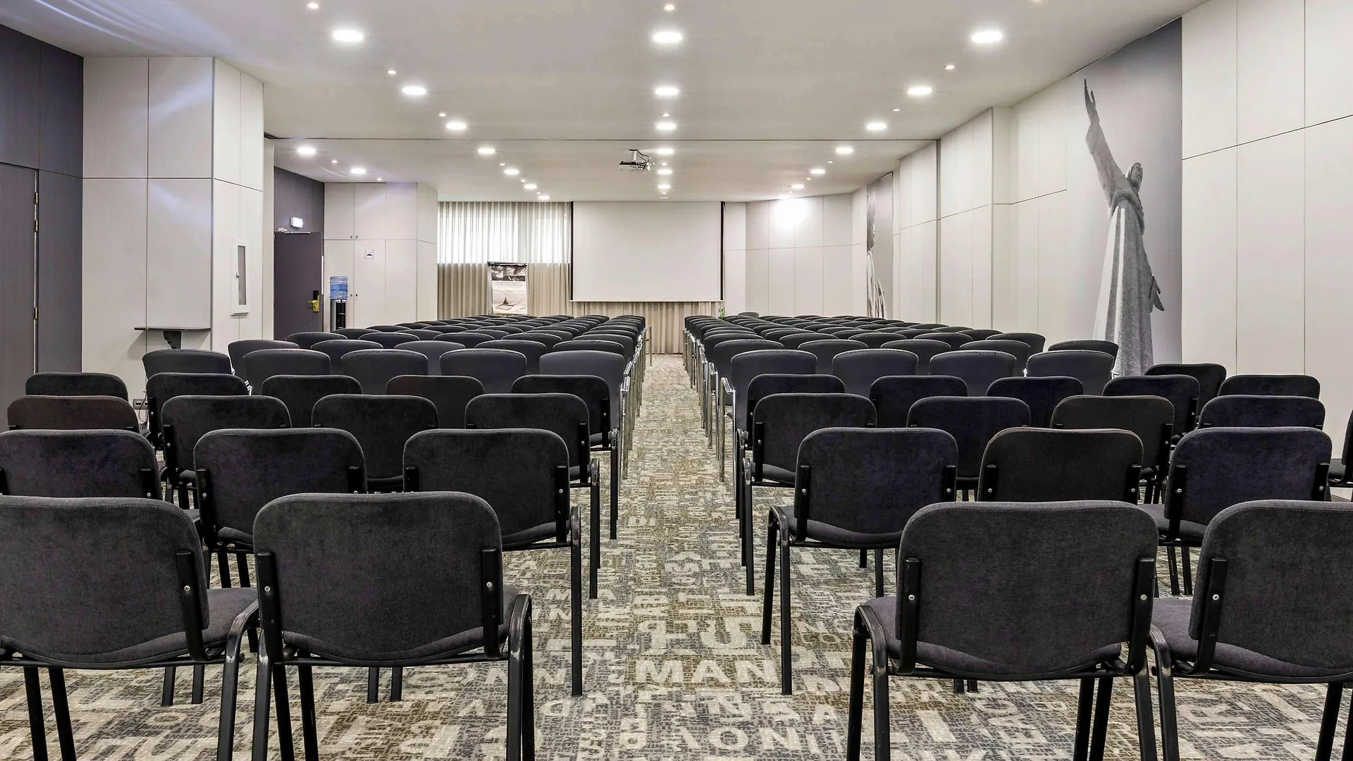 ****  Hotel Mercure Lisboa Portugal