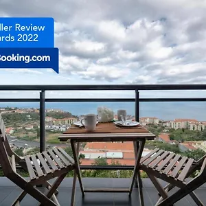 https://reeds-view.madeira-islandshotels.com