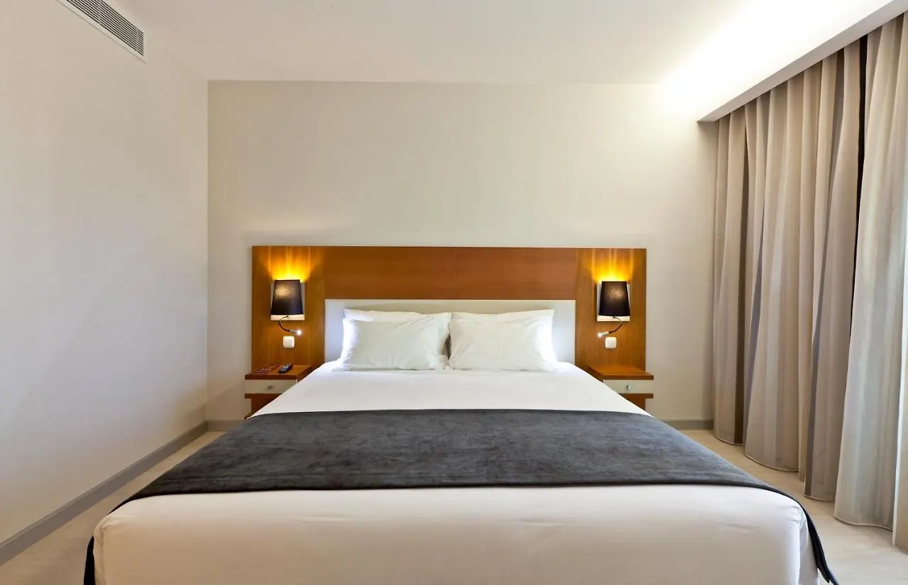 Hotel Mercure Lisboa  Lisbon