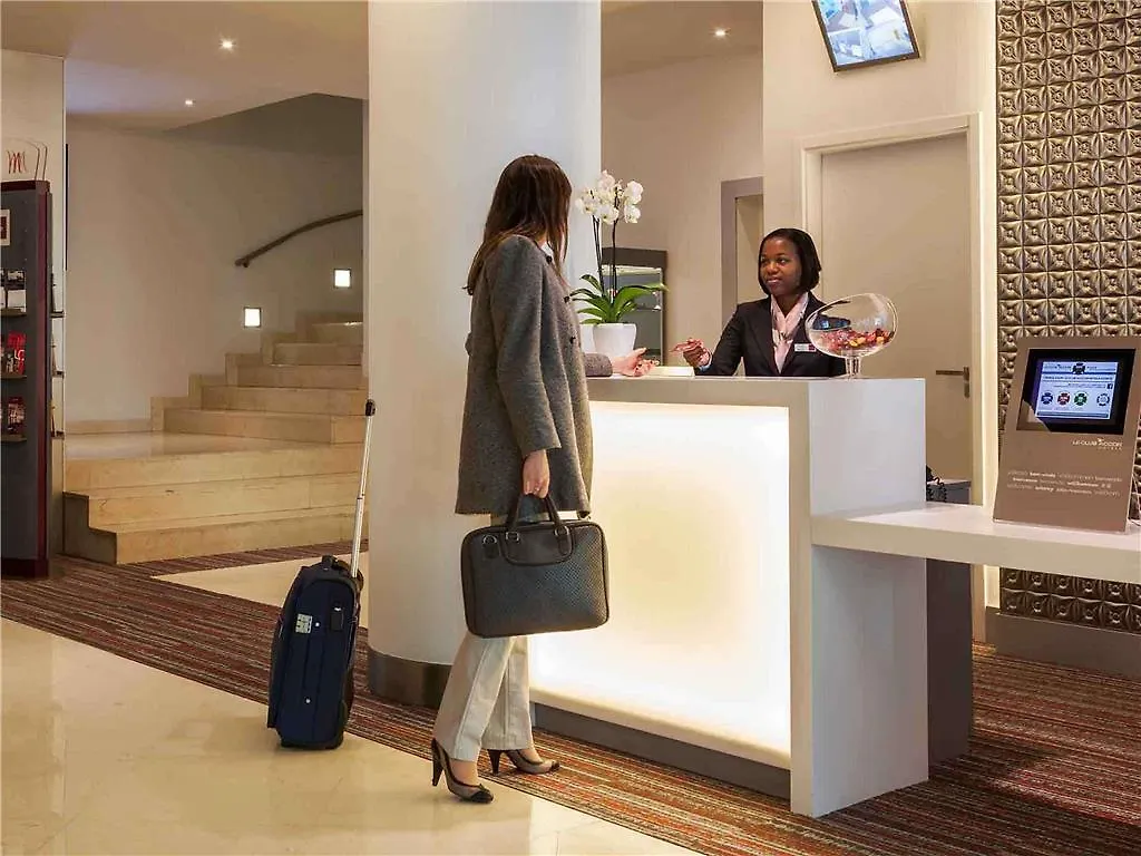 Hotel Mercure Lisboa 4*,
