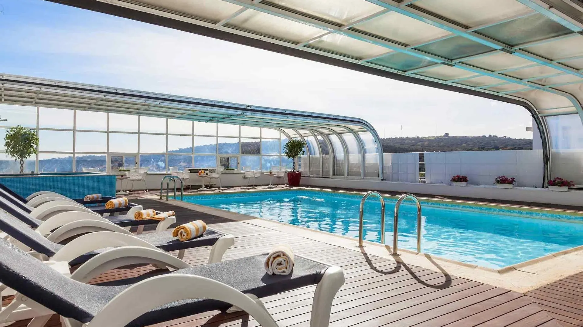 Hotel Mercure Lisboa 4*,  Portugal